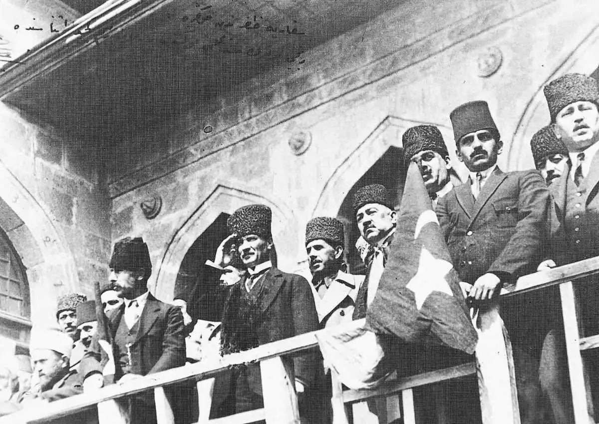 Cumhuriyet'in İlanı, Mustafa Kemal Atatürk